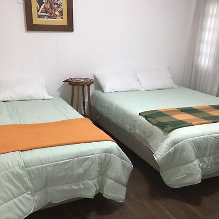 Granados Bed & Breakfast Асунсион Екстериор снимка