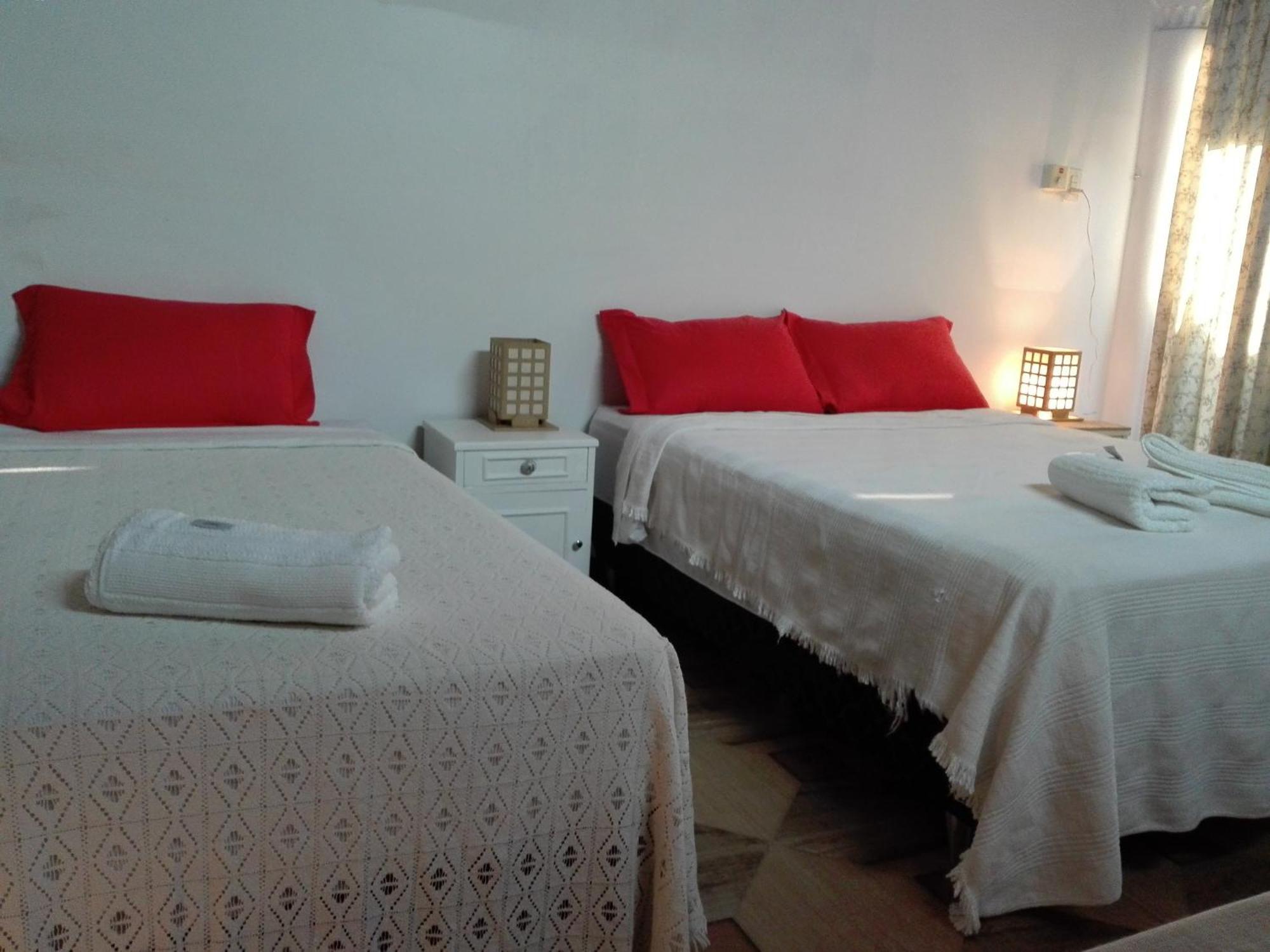 Granados Bed & Breakfast Асунсион Екстериор снимка
