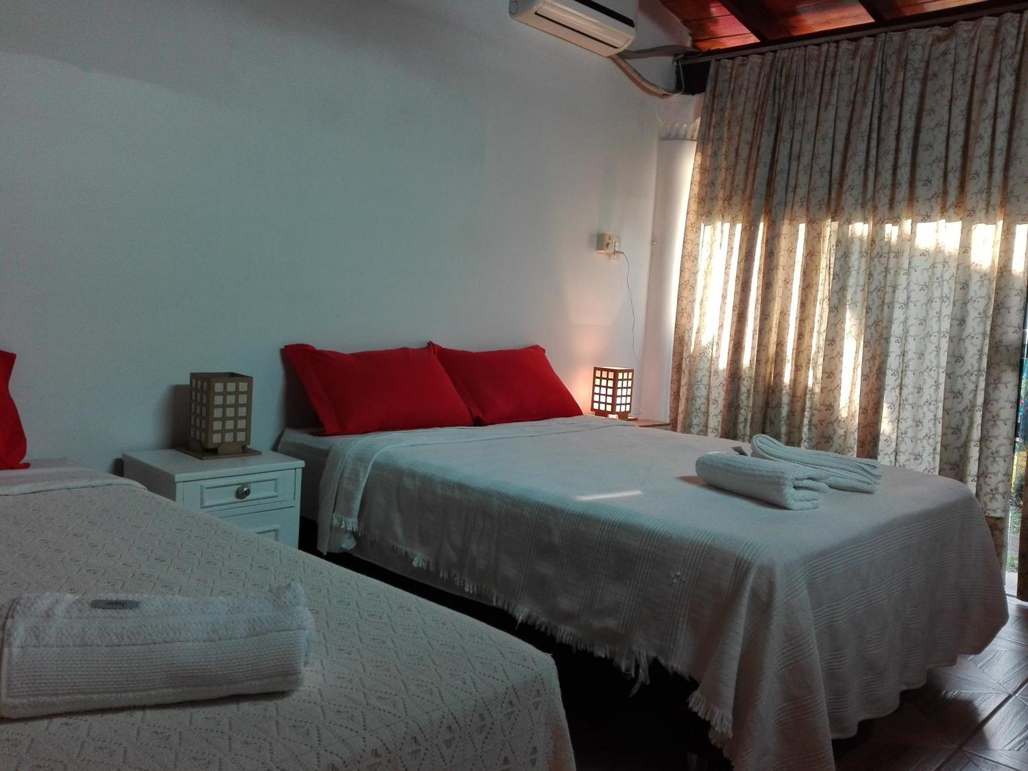 Granados Bed & Breakfast Асунсион Екстериор снимка