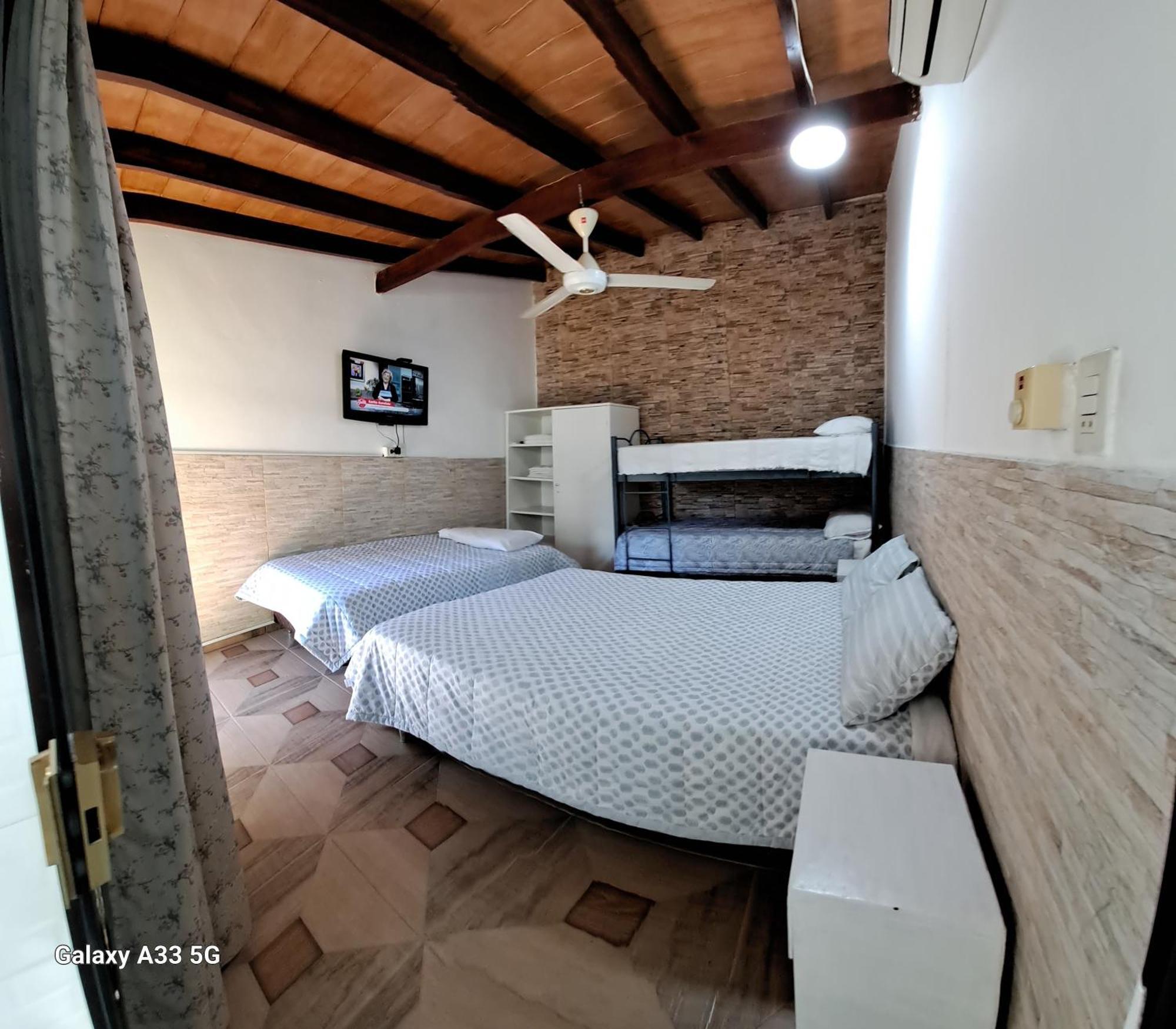 Granados Bed & Breakfast Асунсион Екстериор снимка