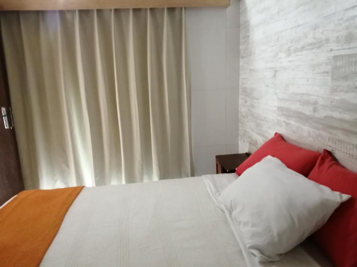 Granados Bed & Breakfast Асунсион Екстериор снимка